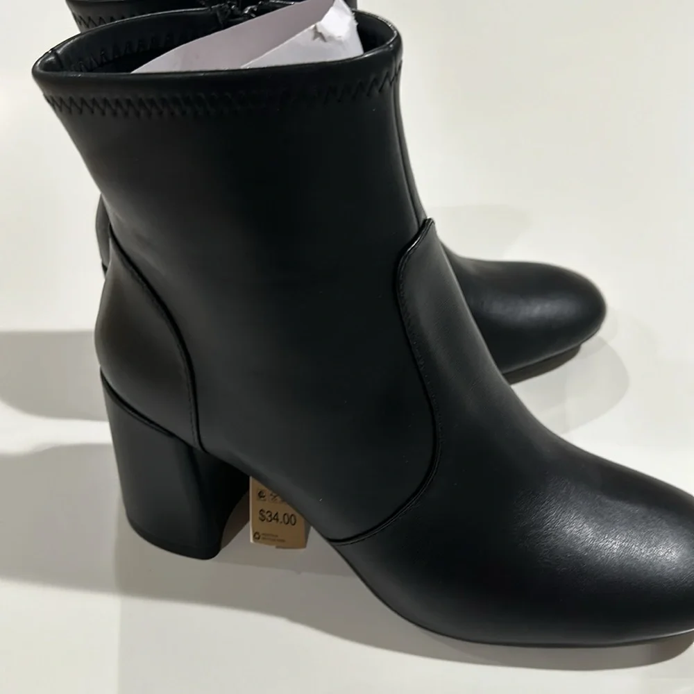 MADDEN NYC Women's Side Zip Bootie 81/2 - Picture 10 of 14